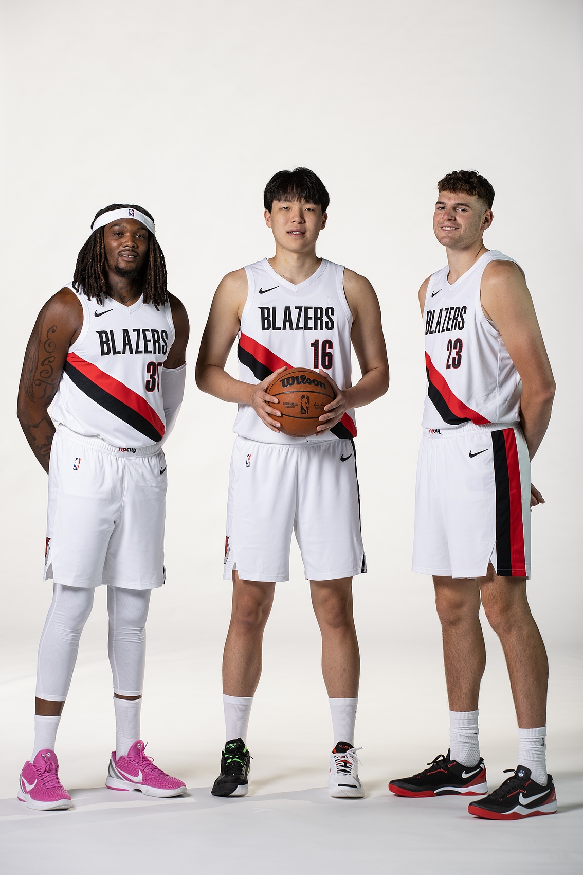 开拓者阵容盘点:缺射手 后卫太多 中锋位置若瀚森顶不上也要解决