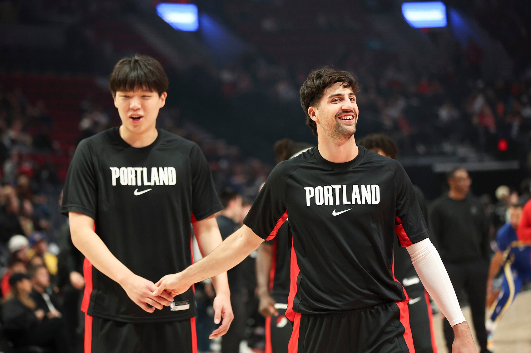 开拓者阵容盘点:缺射手 后卫太多 中锋位置若瀚森顶不上也要解决