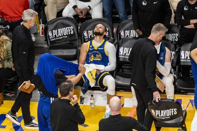 球速体育网址-提前被换下，库里16中6得16分3板3助1断，正负值-25全场第二低